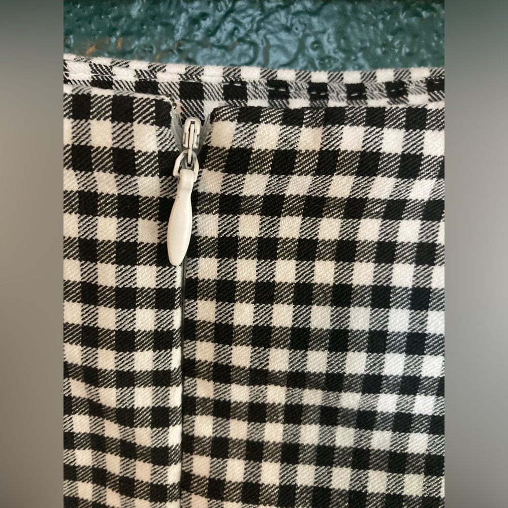 URBAN OUTFITTERS 🔘 Classic Black and White Checkered mini skirt 🔘 large - Picture 4 of 9